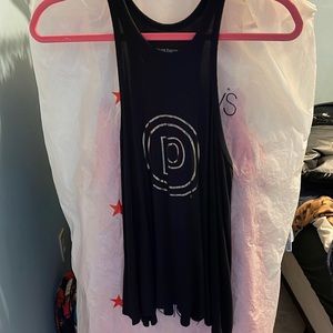 Pure Barre circle golden p muscle man tank top